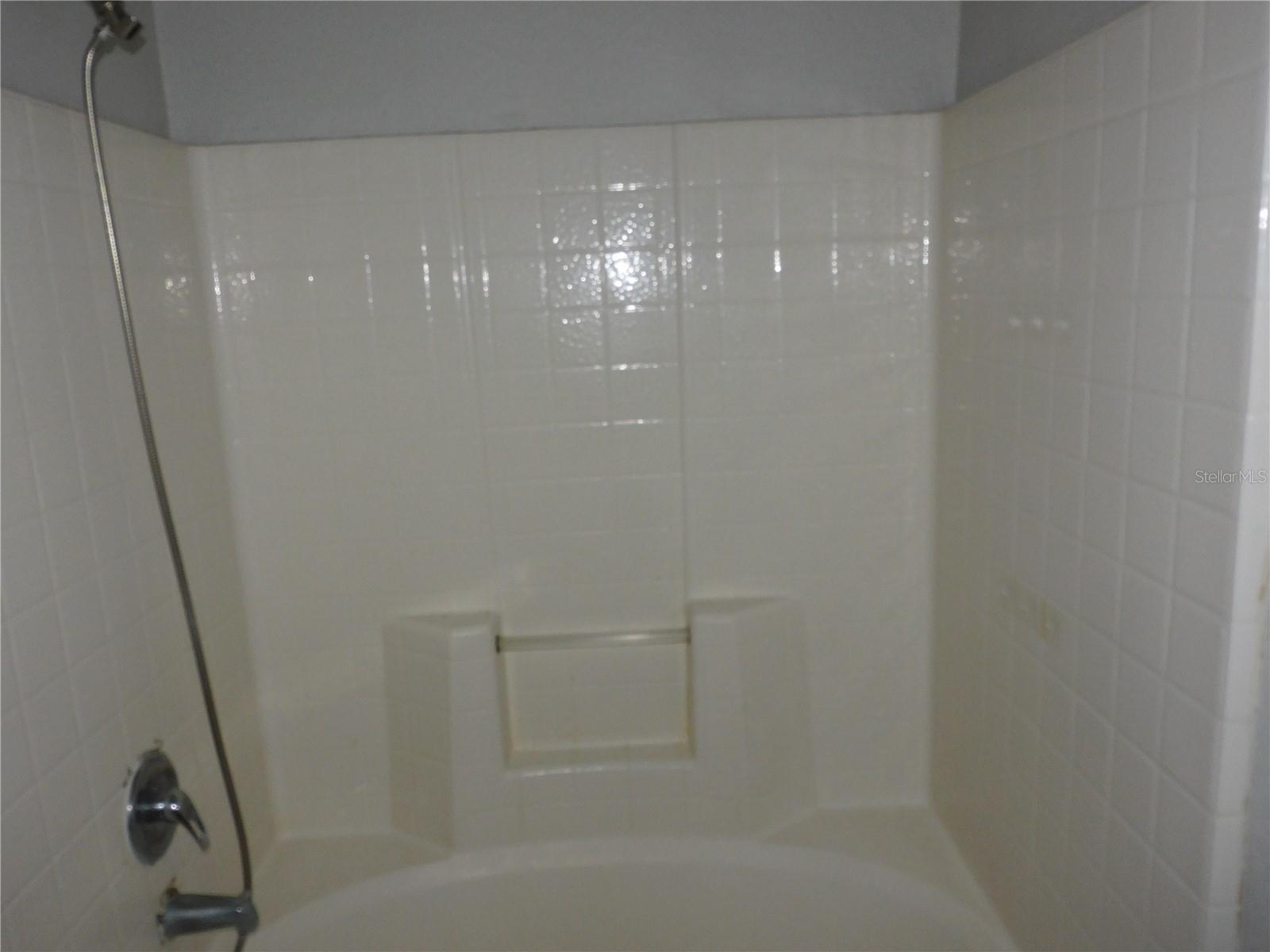 Image 8 of 29 For 824 Grand Regency Point 102