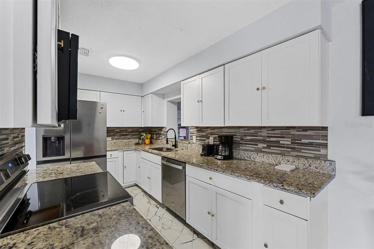 Image 14 of 45 For 8120 Gondola Drive