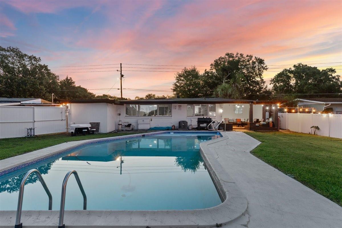 Image 2 of 45 For 8120 Gondola Drive