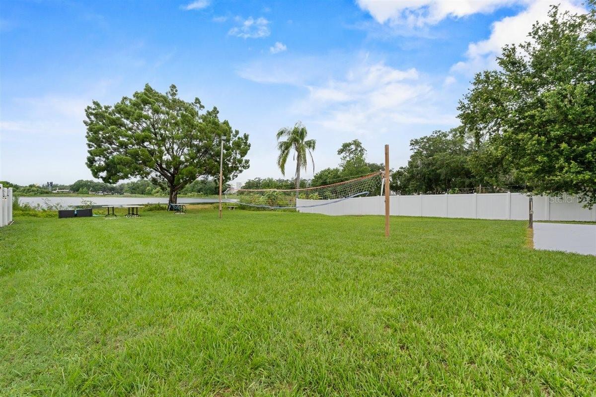 Image 38 of 45 For 8120 Gondola Drive