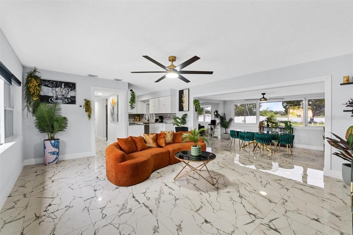 Image 6 of 45 For 8120 Gondola Drive