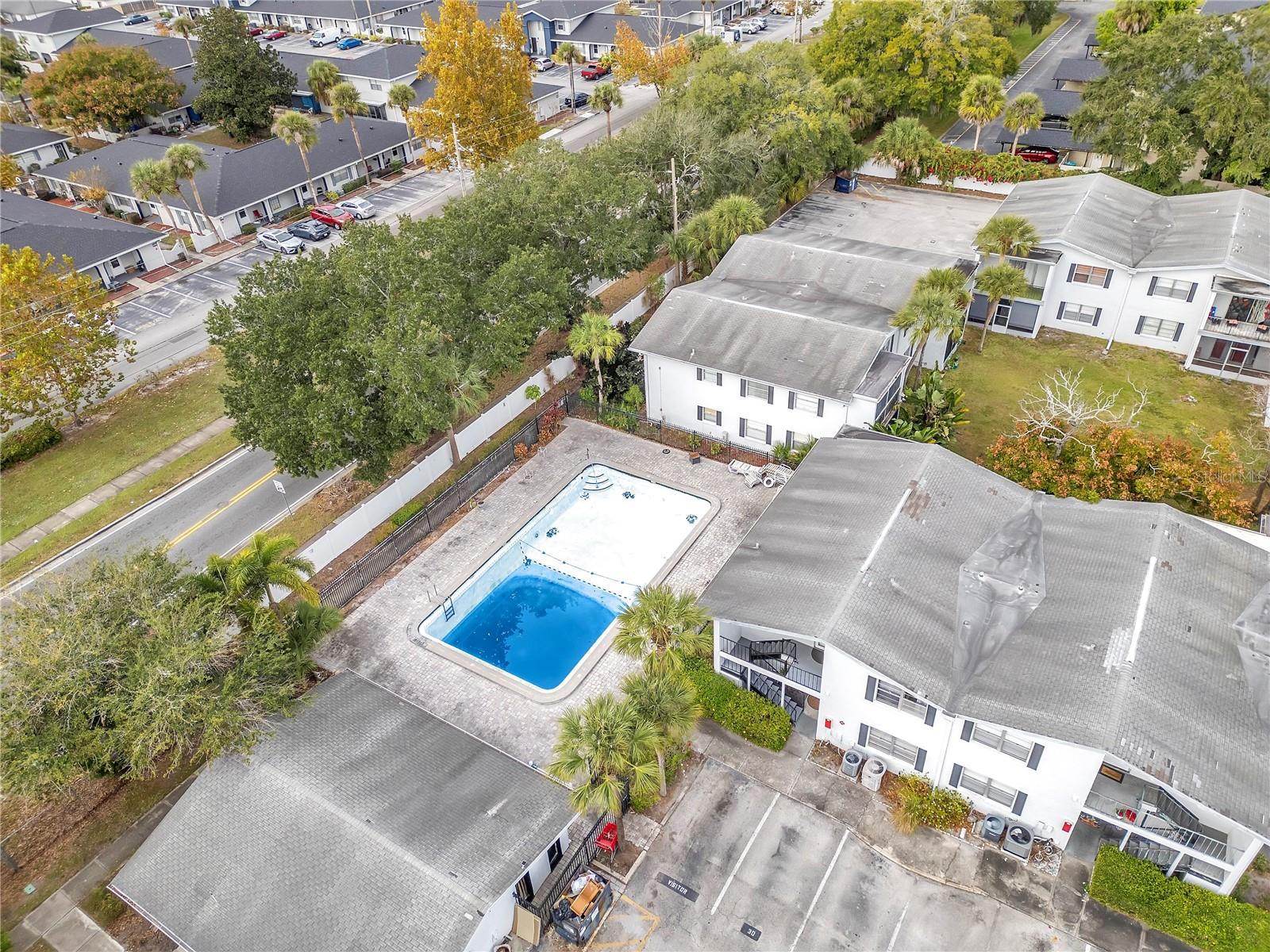 Image 34 of 35 For 1824 Amberly Avenue T8