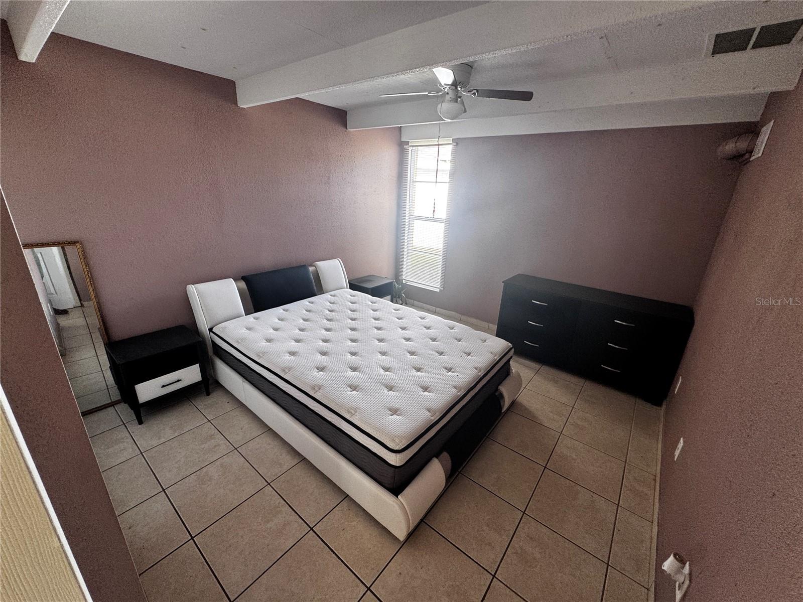 Image 12 of 44 For 1519 Club Cir