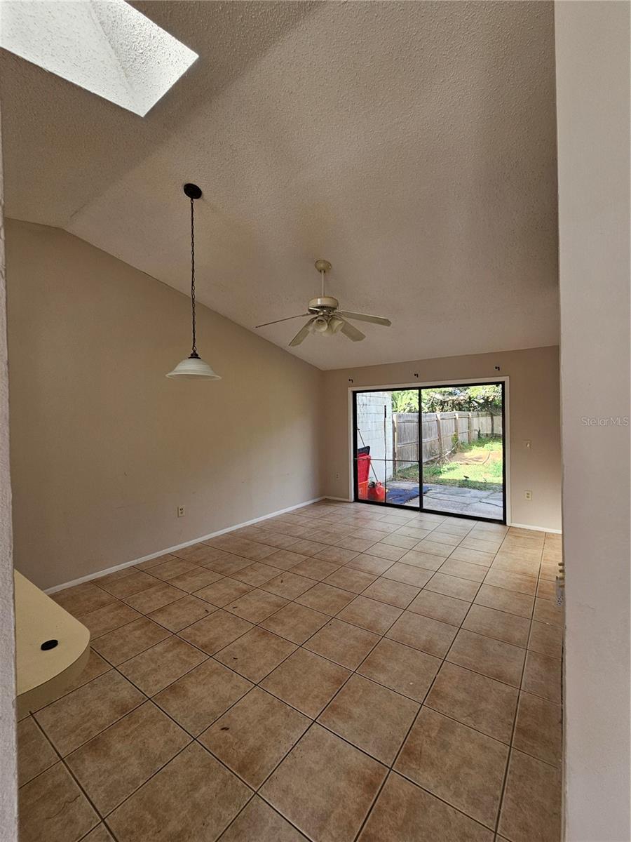 Image 8 of 9 For 7691 Timber River Circle