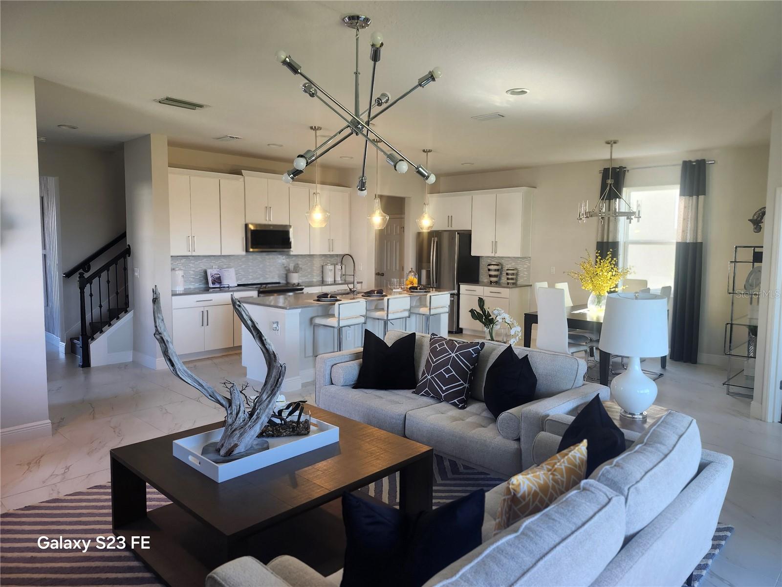 Image 2 of 14 For 7505 Catania Loop