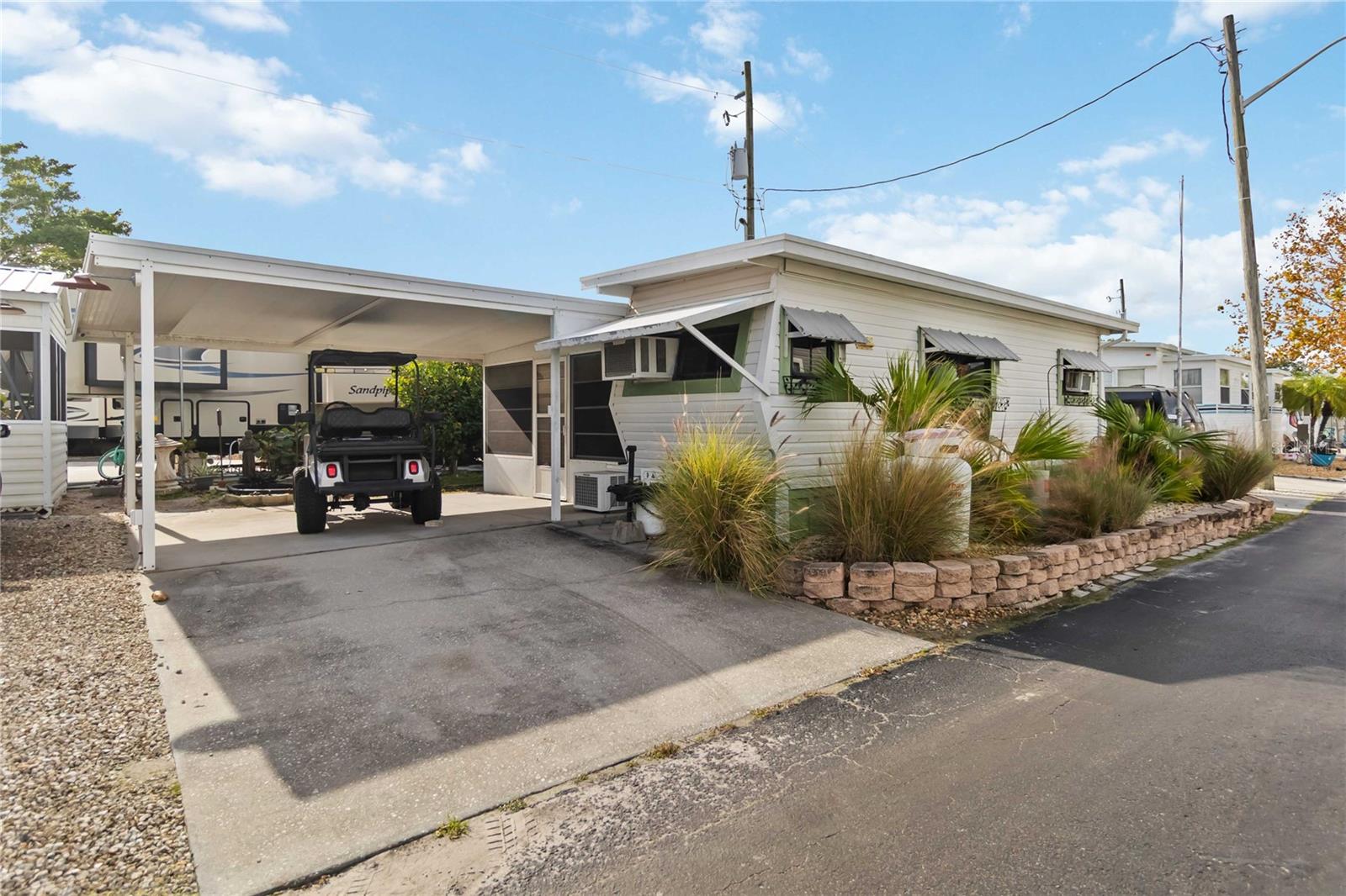 Image 11 of 28 For 6153 Deepwater Drive