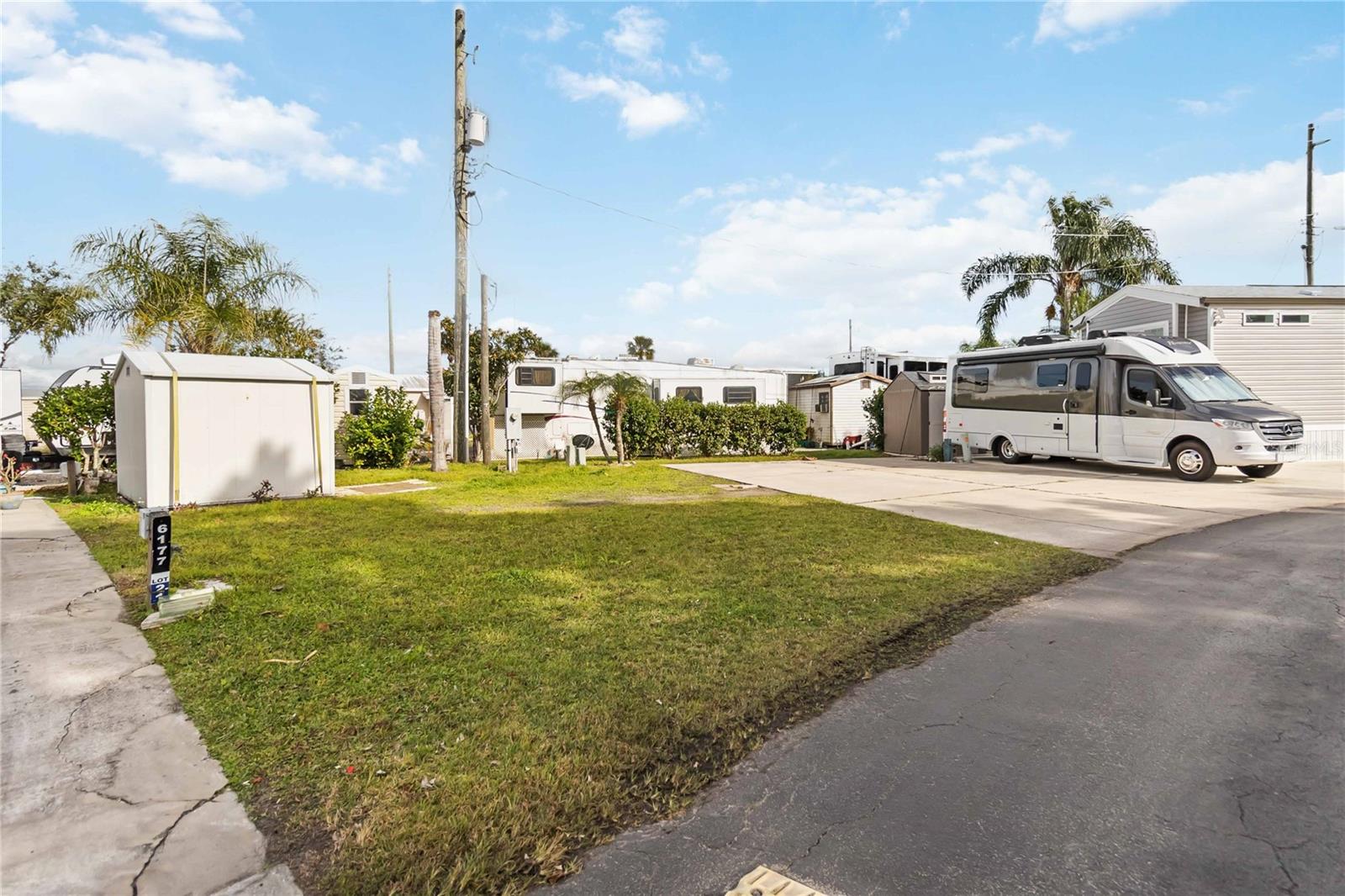 Image 17 of 28 For 6153 Deepwater Drive