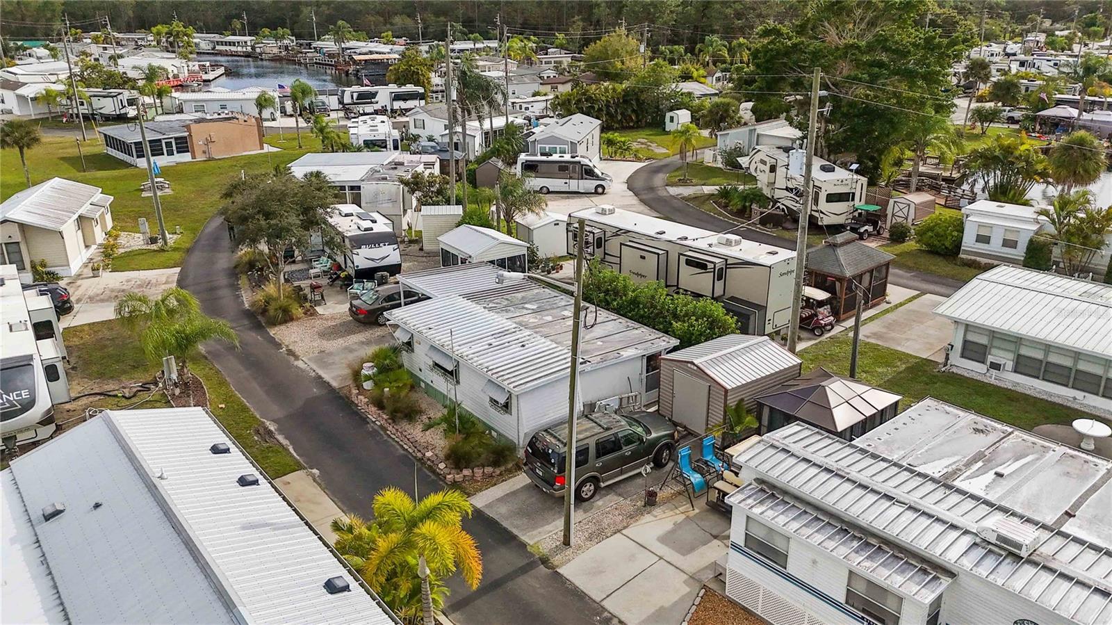 Image 21 of 28 For 6153 Deepwater Drive