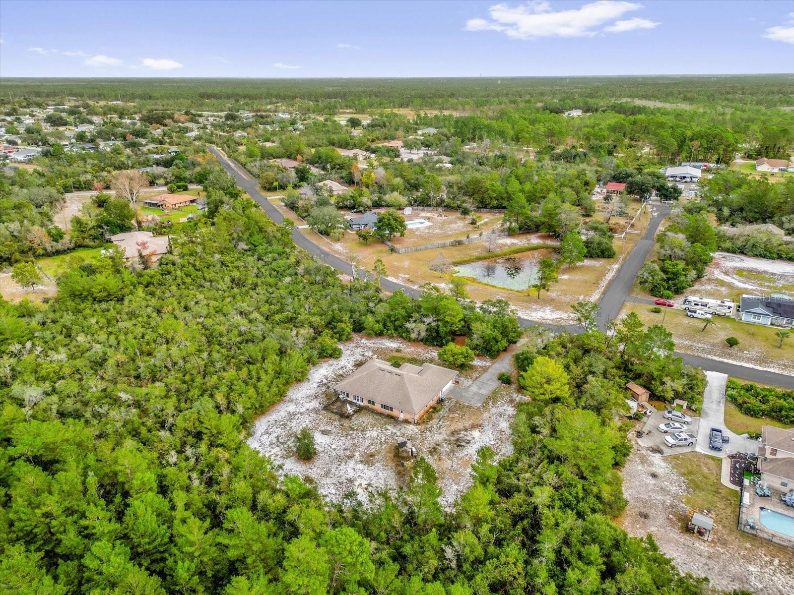 Image 31 of 32 For 2056 Courtland Boulevard