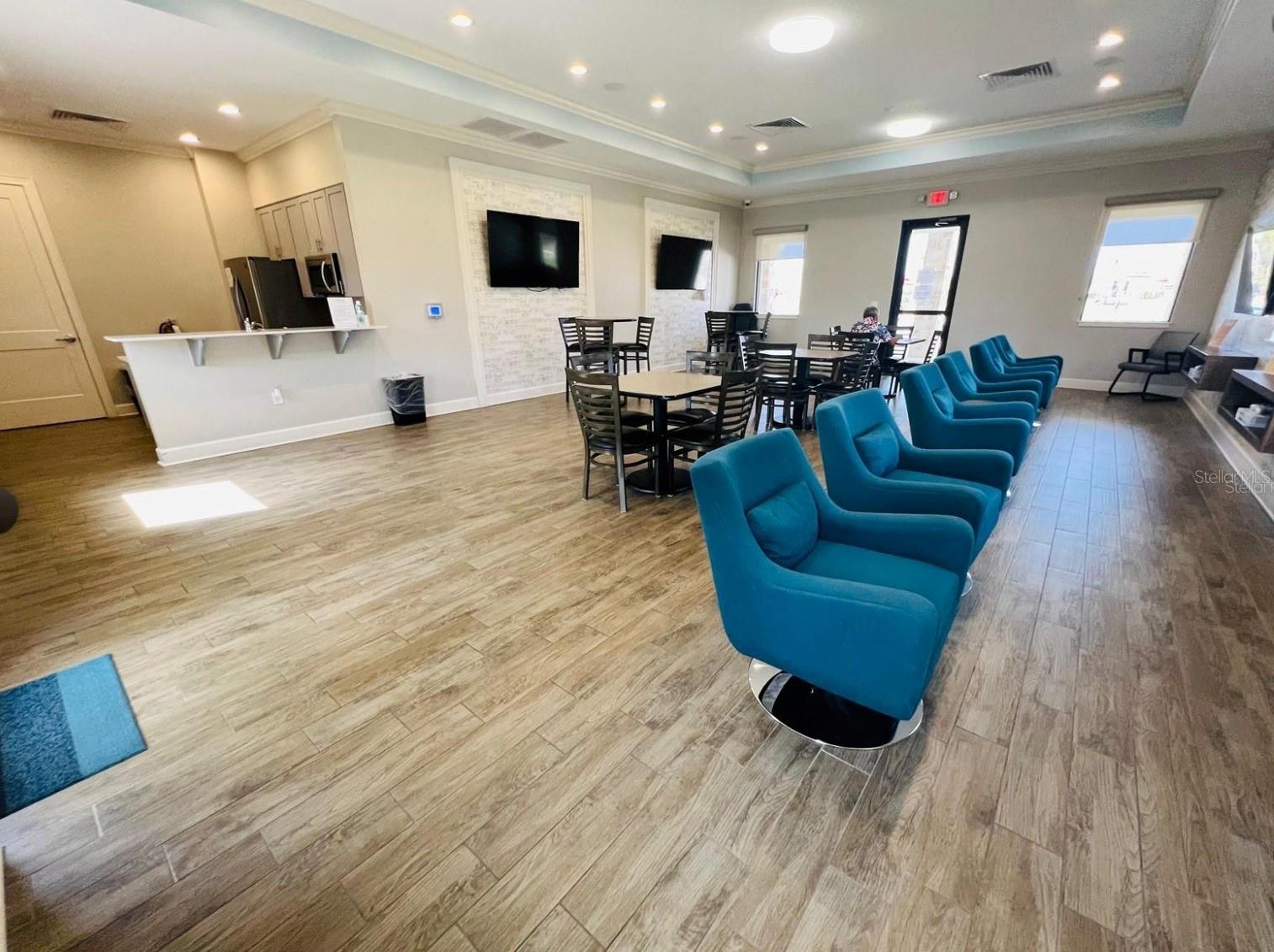 Image 24 of 28 For 10774 Rhett Butler Alley