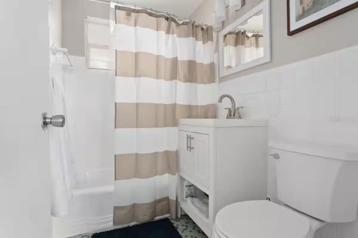 Image 5 of 8 For 935 Atlantic Avenue 239