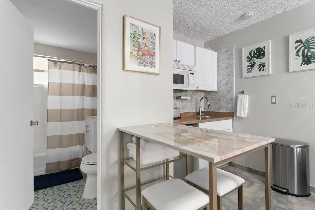 Image 7 of 8 For 935 Atlantic Avenue 239