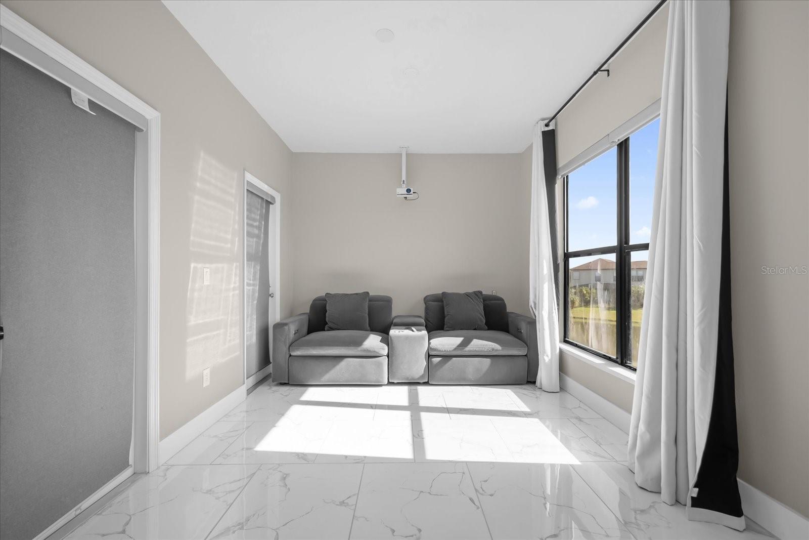 Image 15 of 33 For 9657 Moss Rose Way