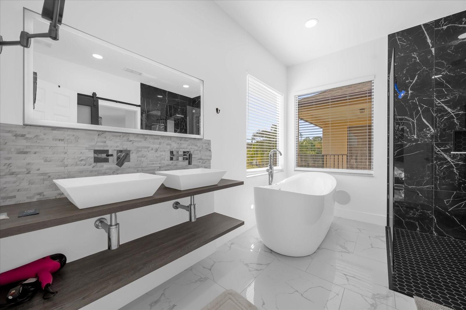 Image 18 of 33 For 9657 Moss Rose Way