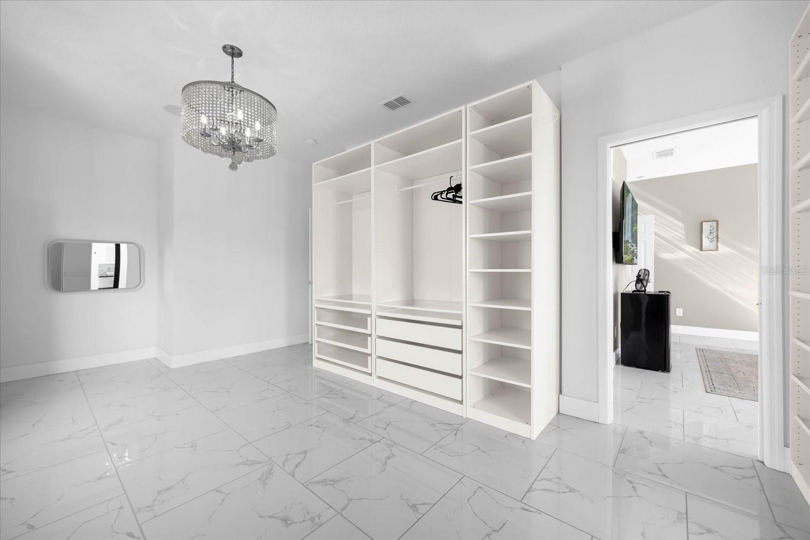 Image 21 of 33 For 9657 Moss Rose Way