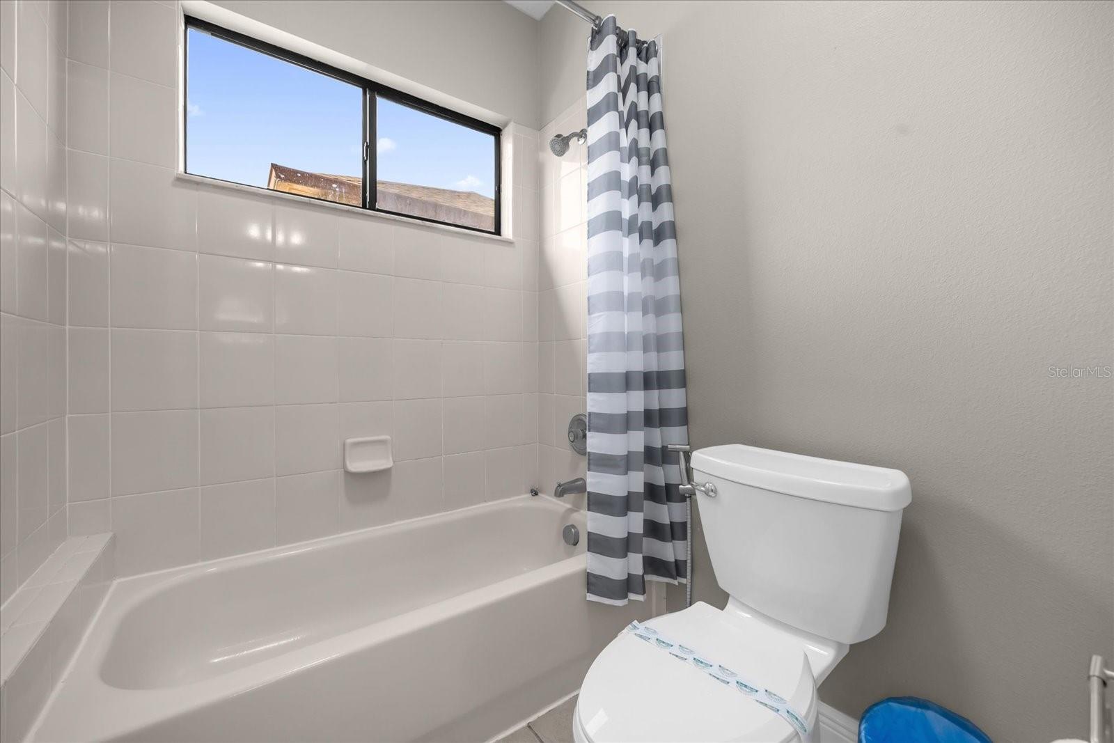 Image 26 of 33 For 9657 Moss Rose Way