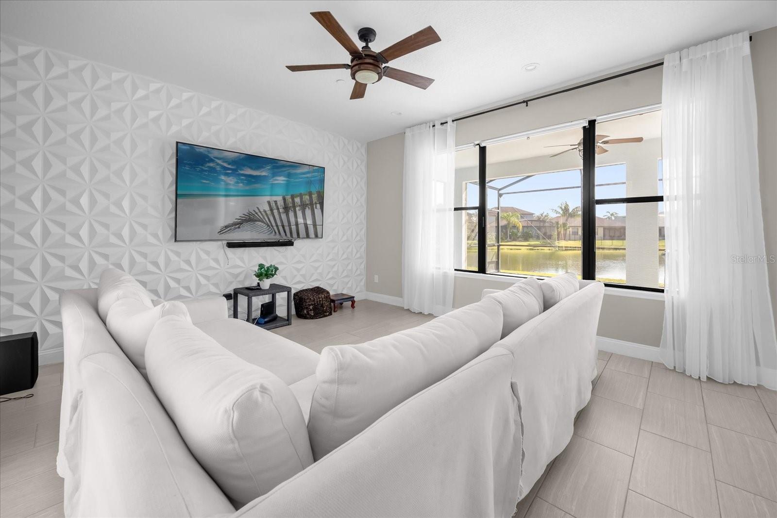 Image 8 of 33 For 9657 Moss Rose Way