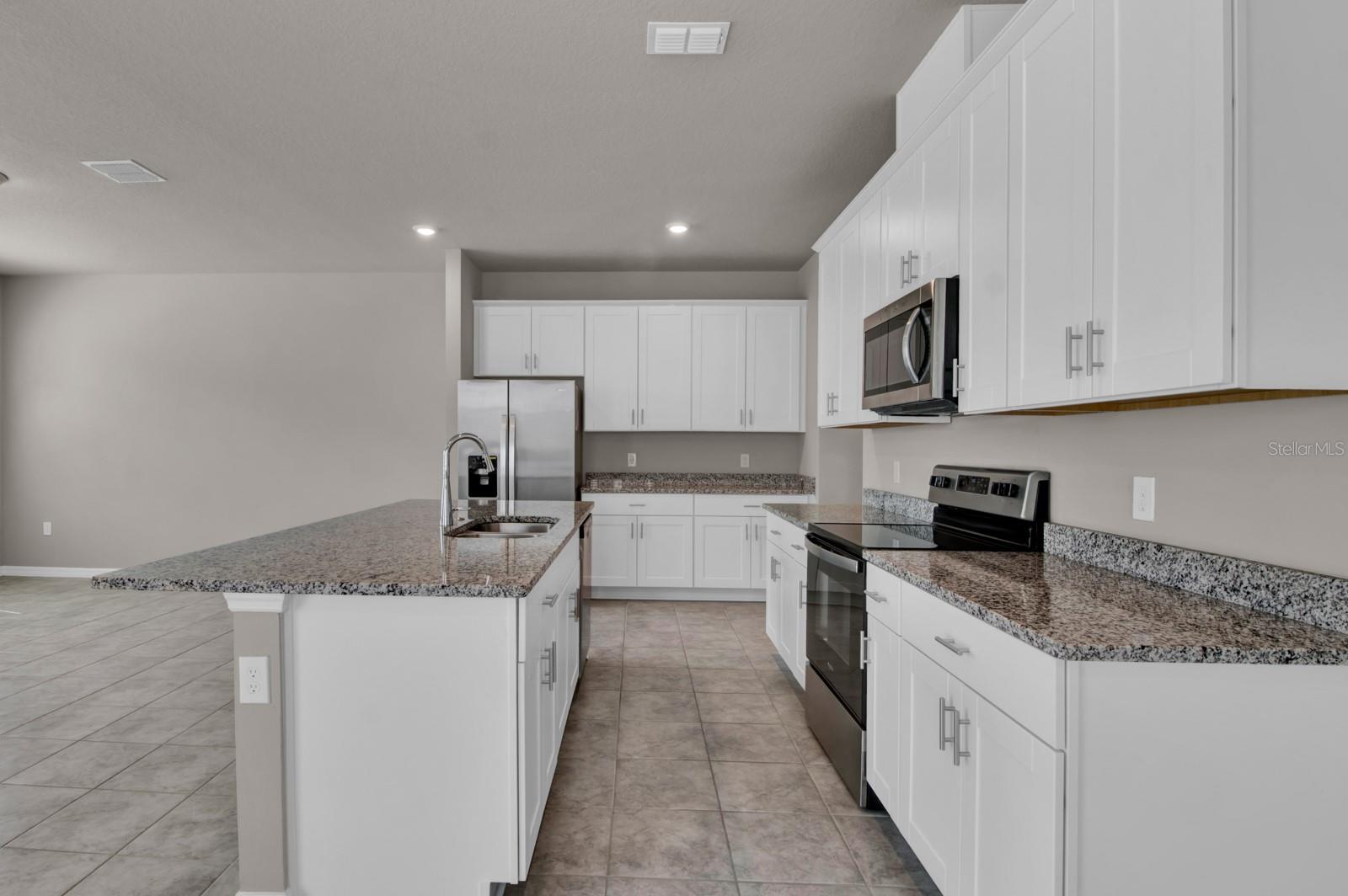 Image 15 of 25 For 2447 Gold Dust Drive