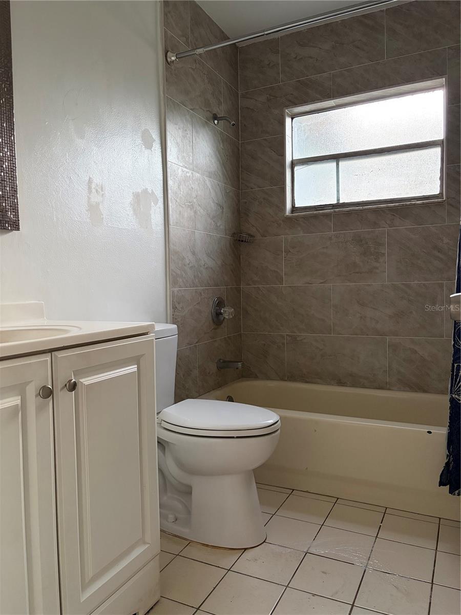 Image 8 of 8 For 5793 Oleander Drive