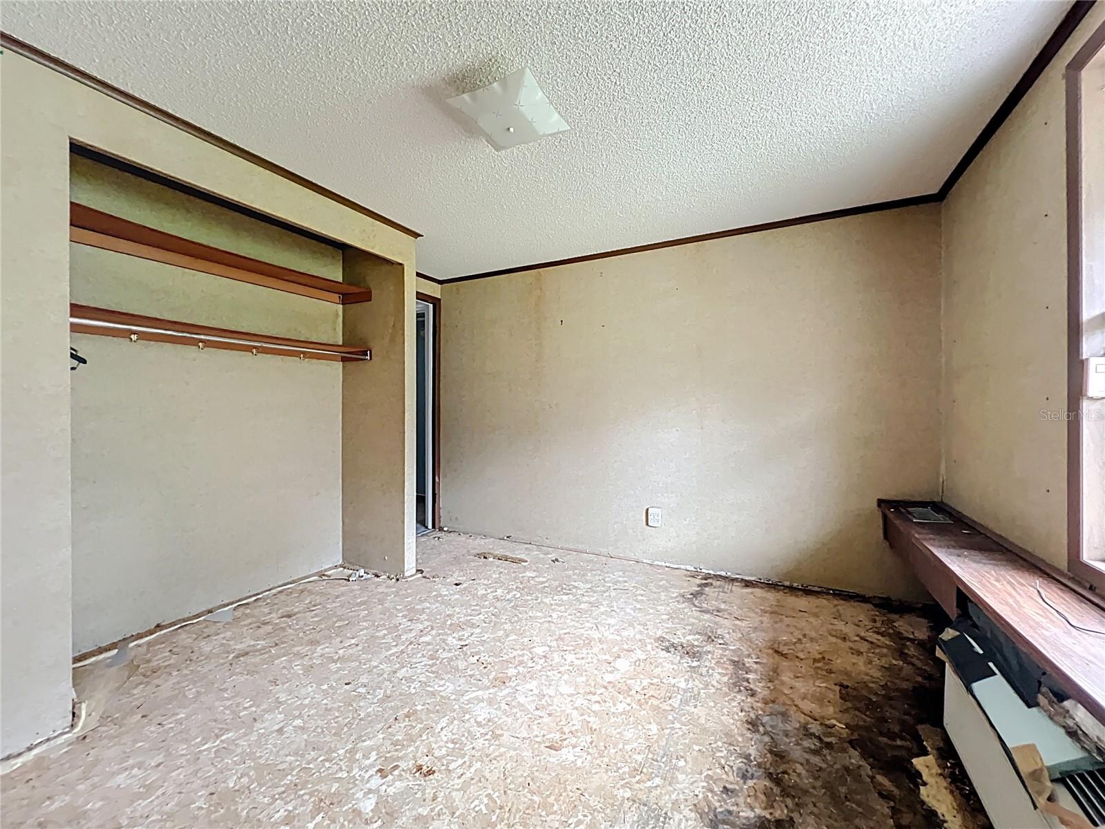 Image 32 of 64 For 32200 Avington Road