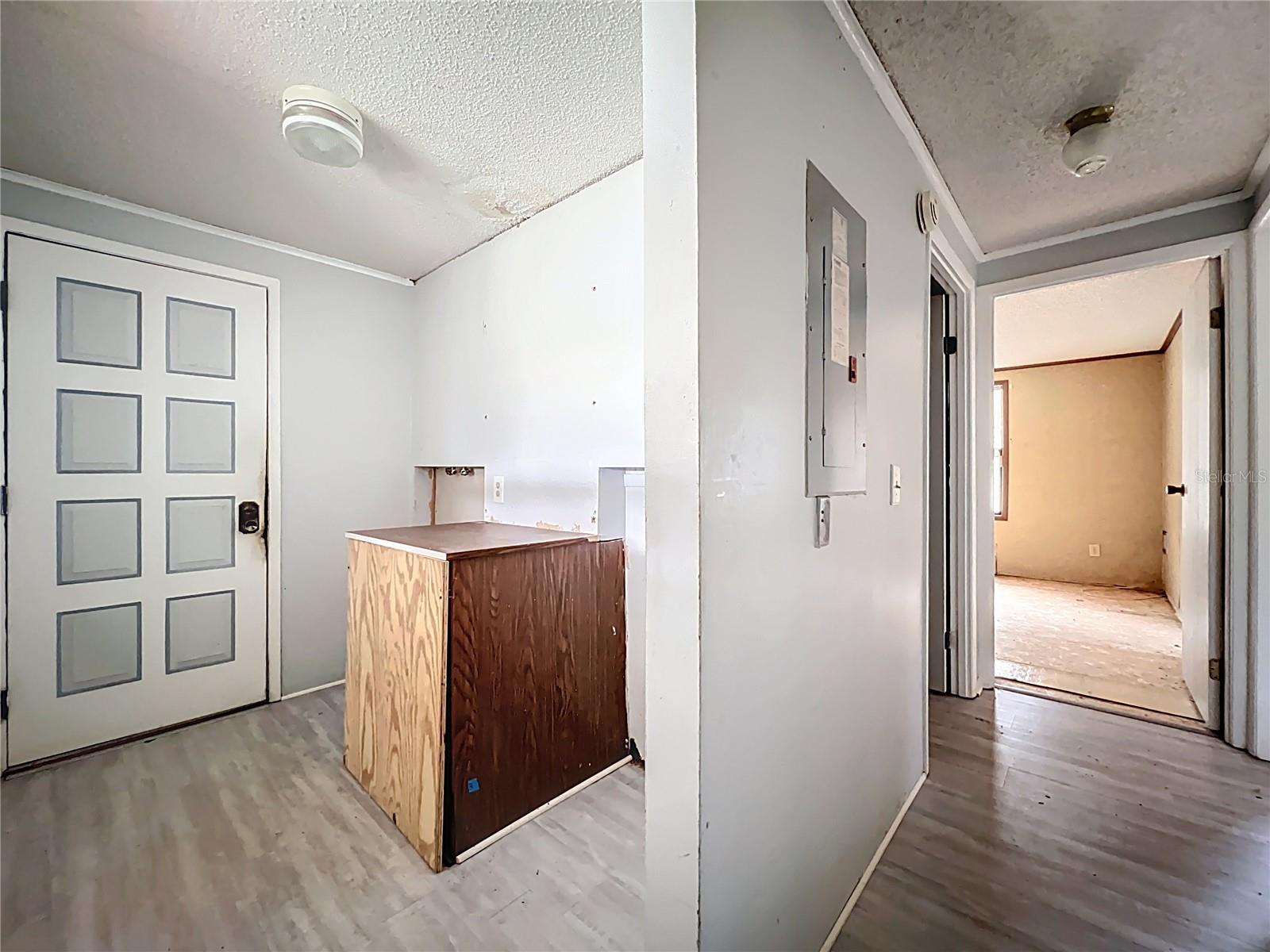 Image 36 of 64 For 32200 Avington Road