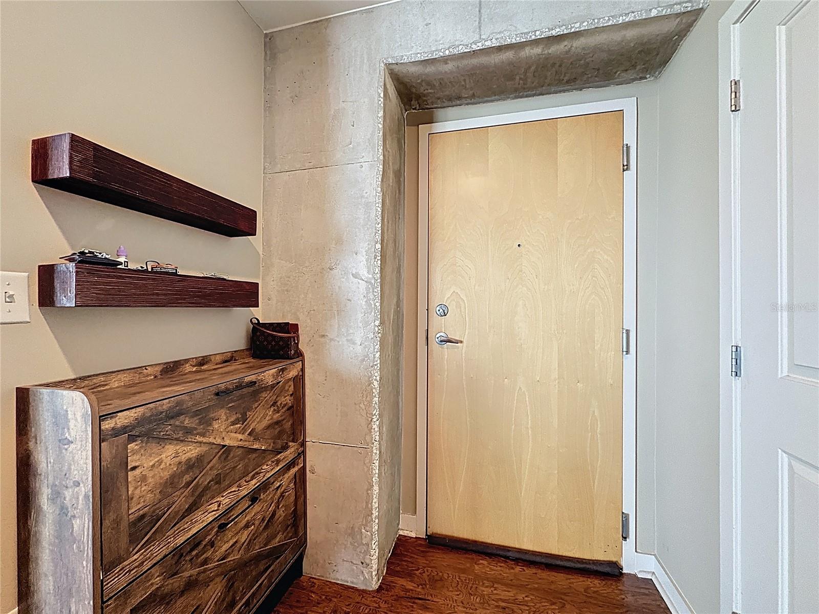 Image 28 of 36 For 155 Court Avenue 2502