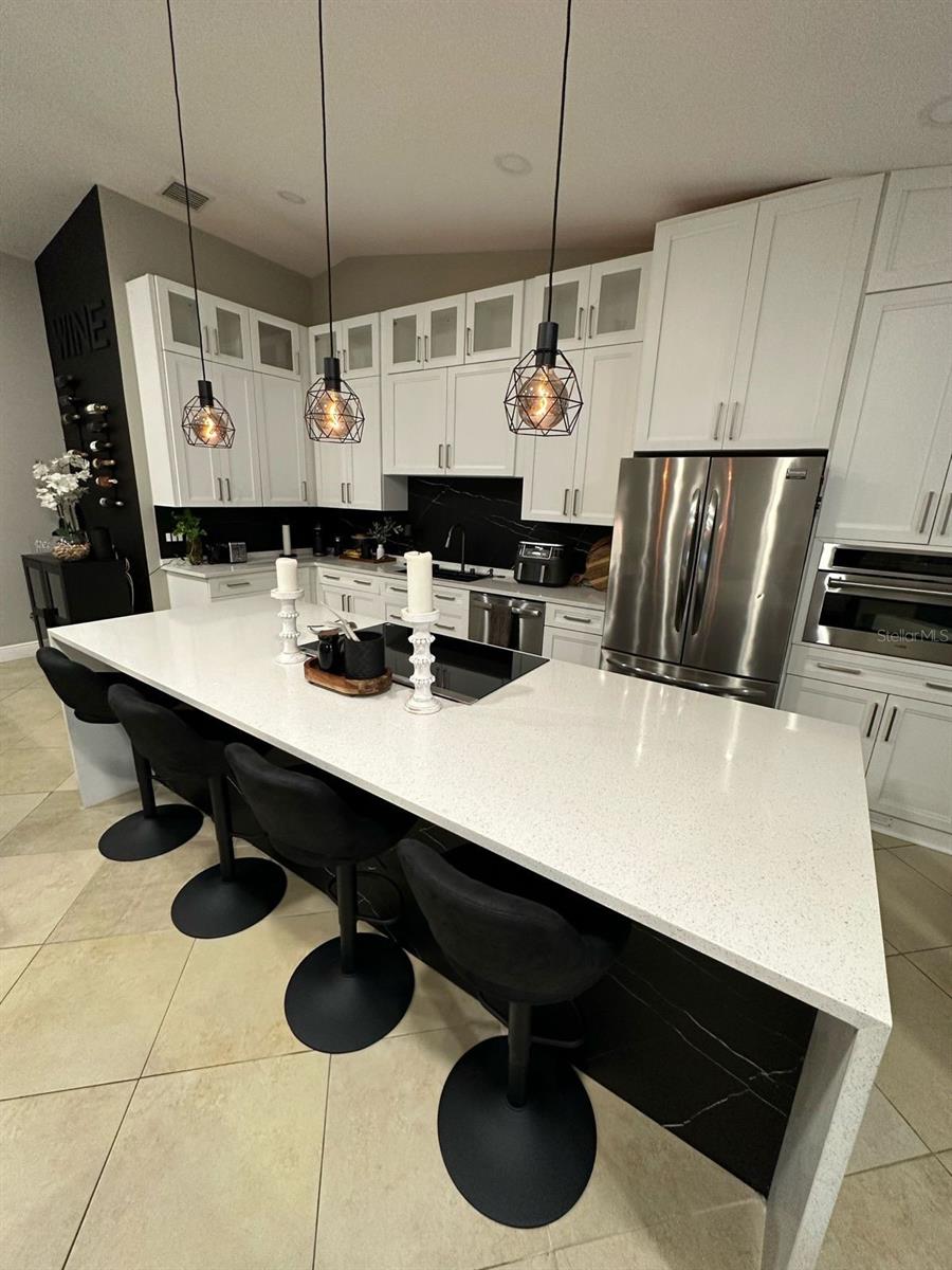 Image 7 of 21 For 8127 Lesia Circle