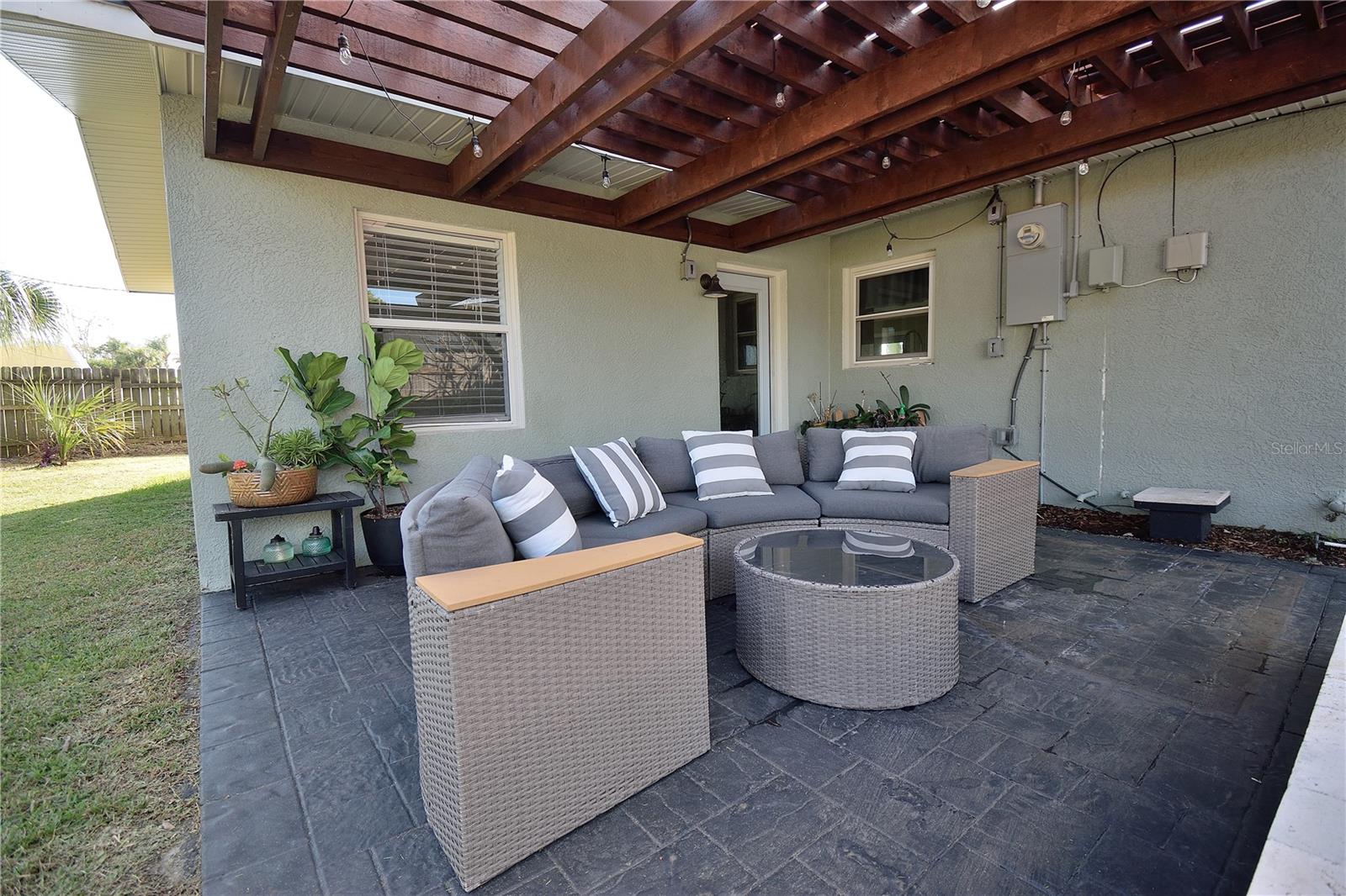 Image 20 of 28 For 833 Chickasaw Avenue