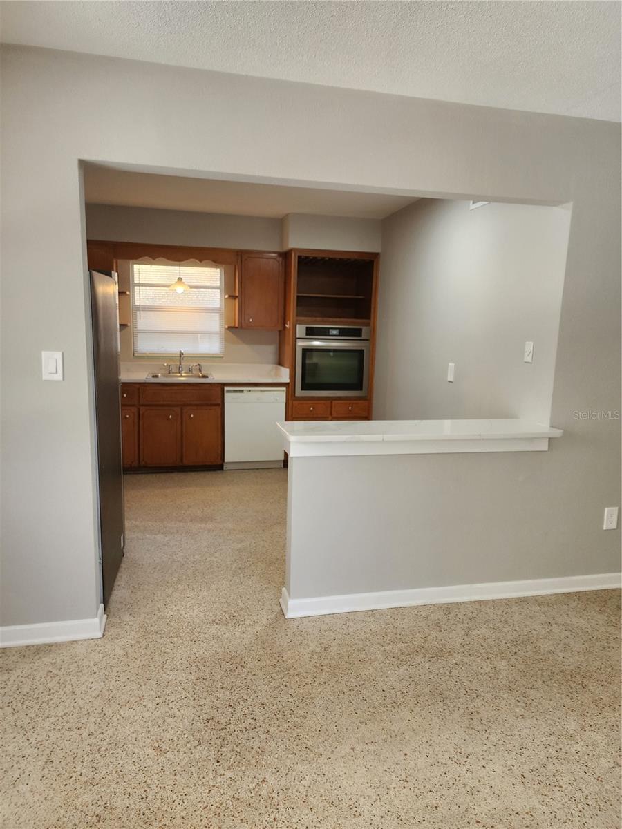 Image 3 of 10 For 1641 Amelia Street