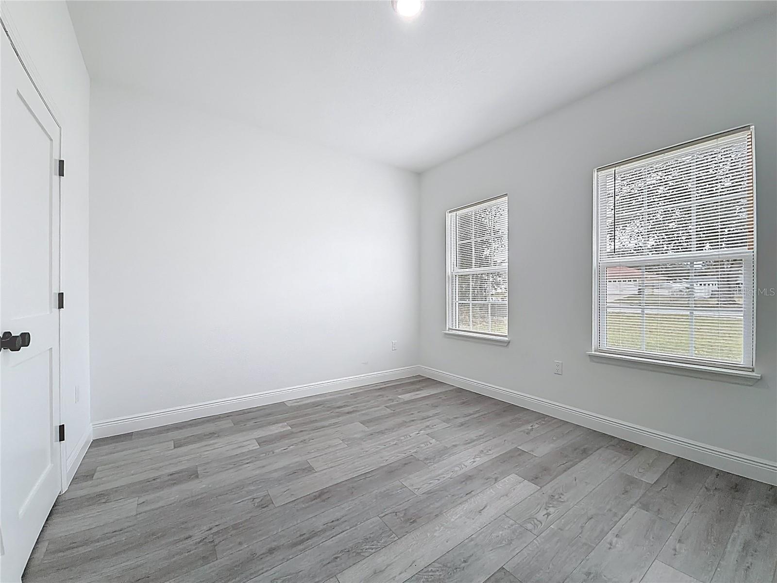 Image 22 of 43 For 328 Marion Oaks Crse