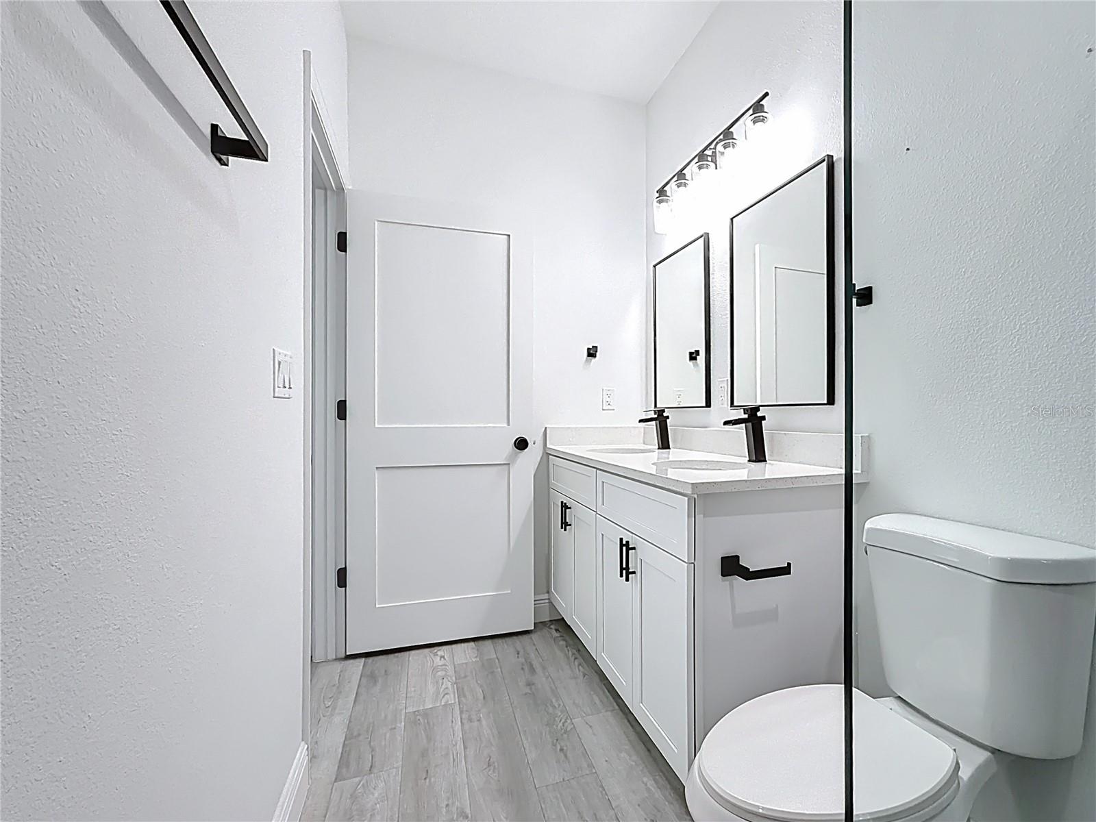 Image 28 of 43 For 328 Marion Oaks Crse