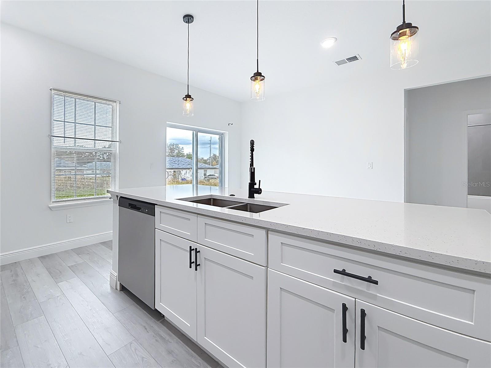 Image 9 of 43 For 328 Marion Oaks Crse