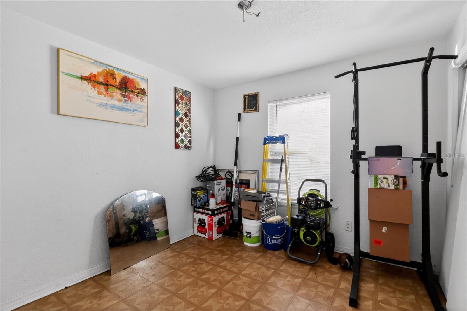 Image 22 of 30 For 1332 7th Court