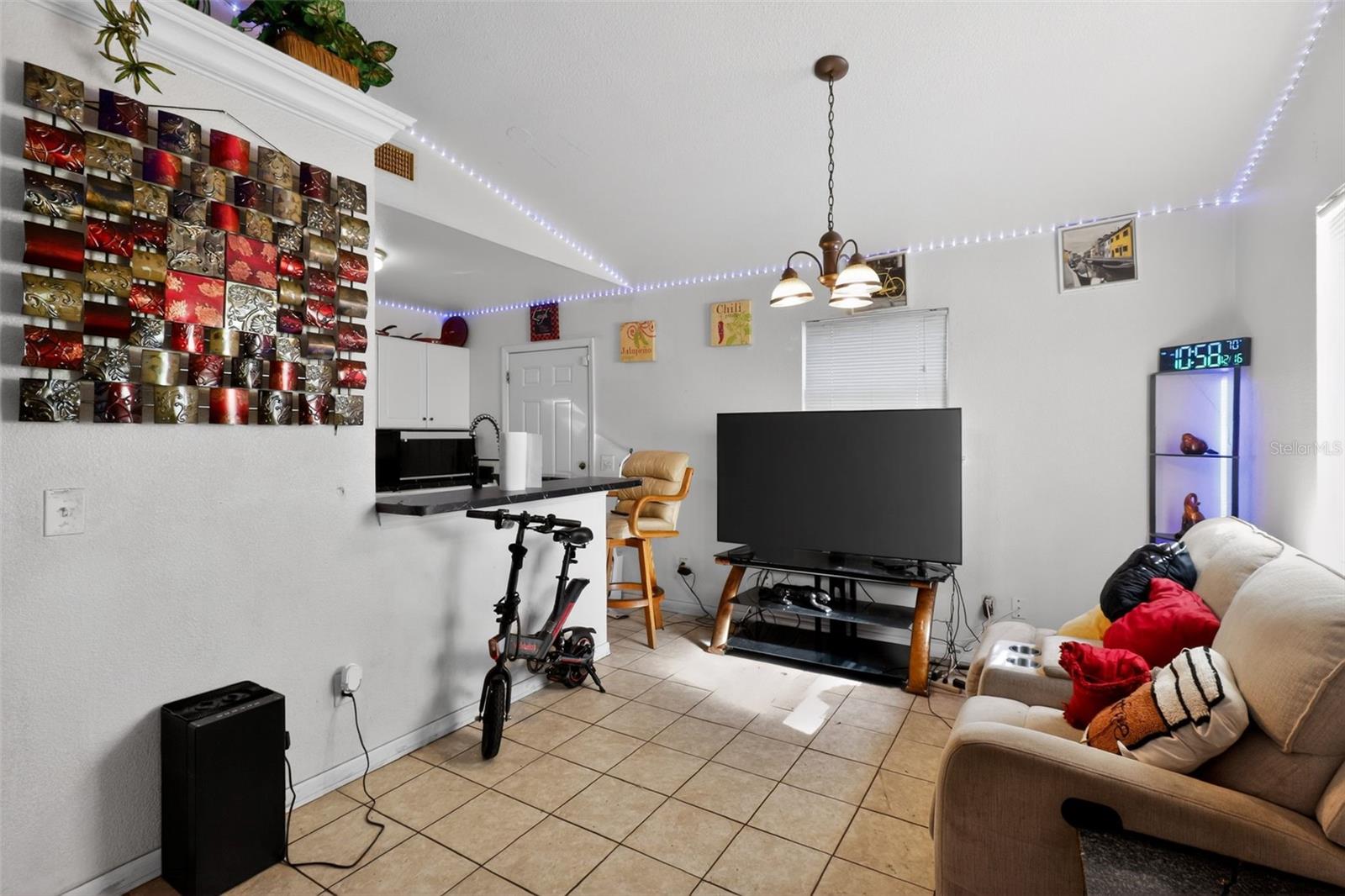 Image 8 of 30 For 1332 7th Court