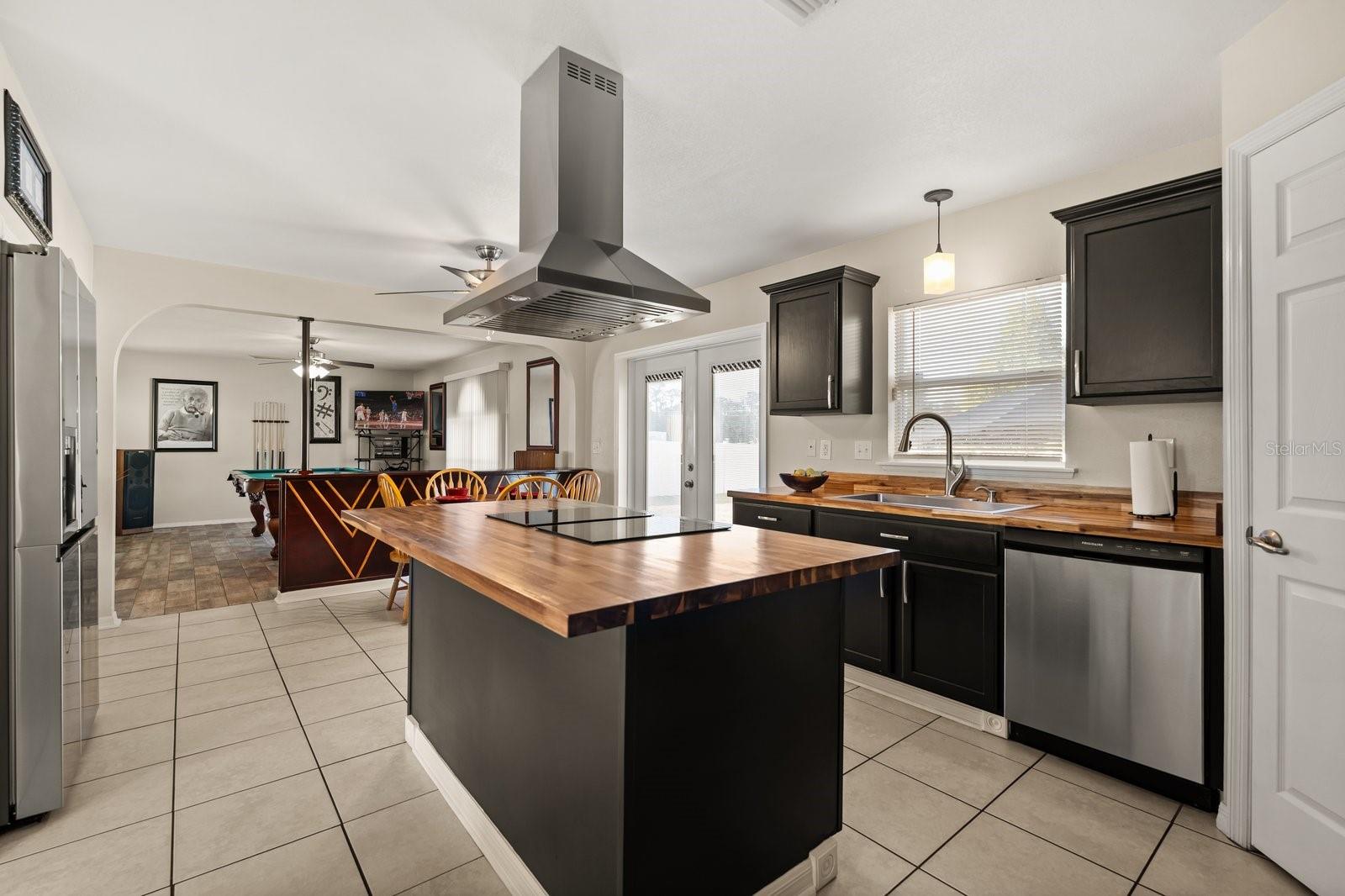 Image 4 of 18 For 8264 Settlers Creek Loop