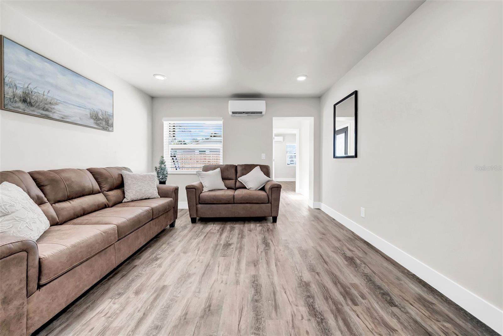 Image 7 of 20 For 6855 Gulf Winds Drive