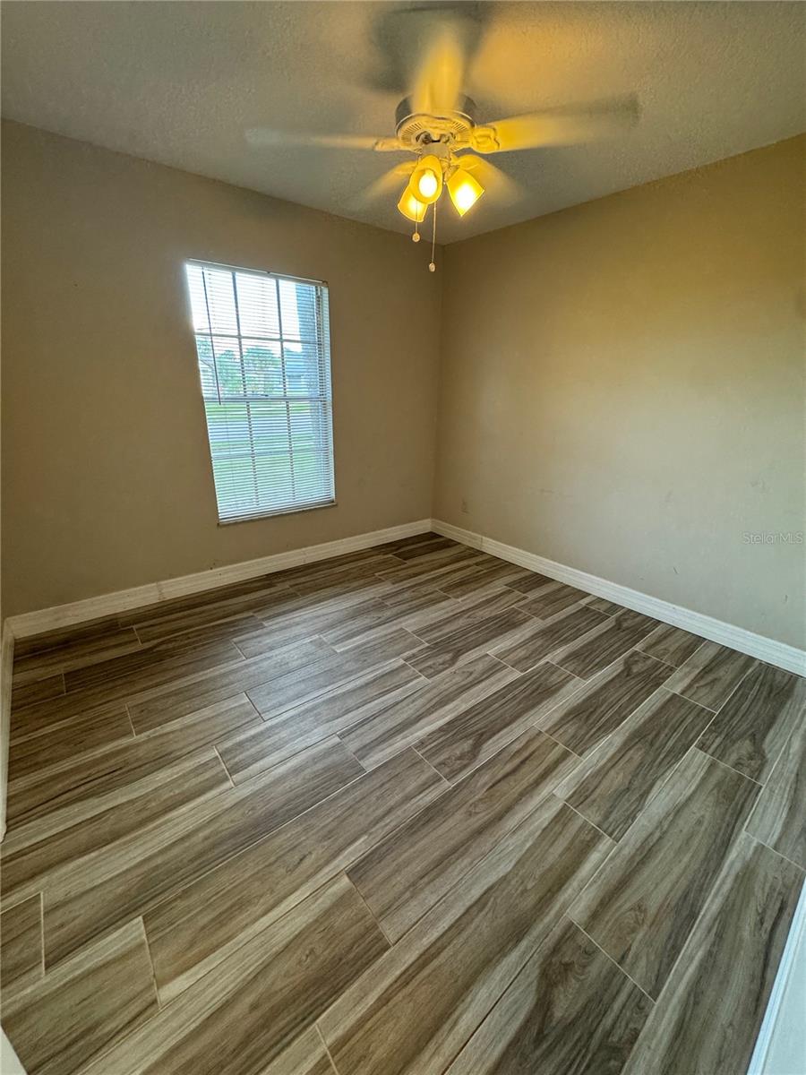 Image 15 of 23 For 7556 Hidden Hollow Drive