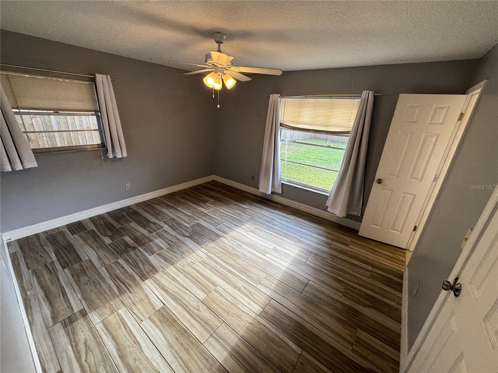 Image 9 of 23 For 7556 Hidden Hollow Drive