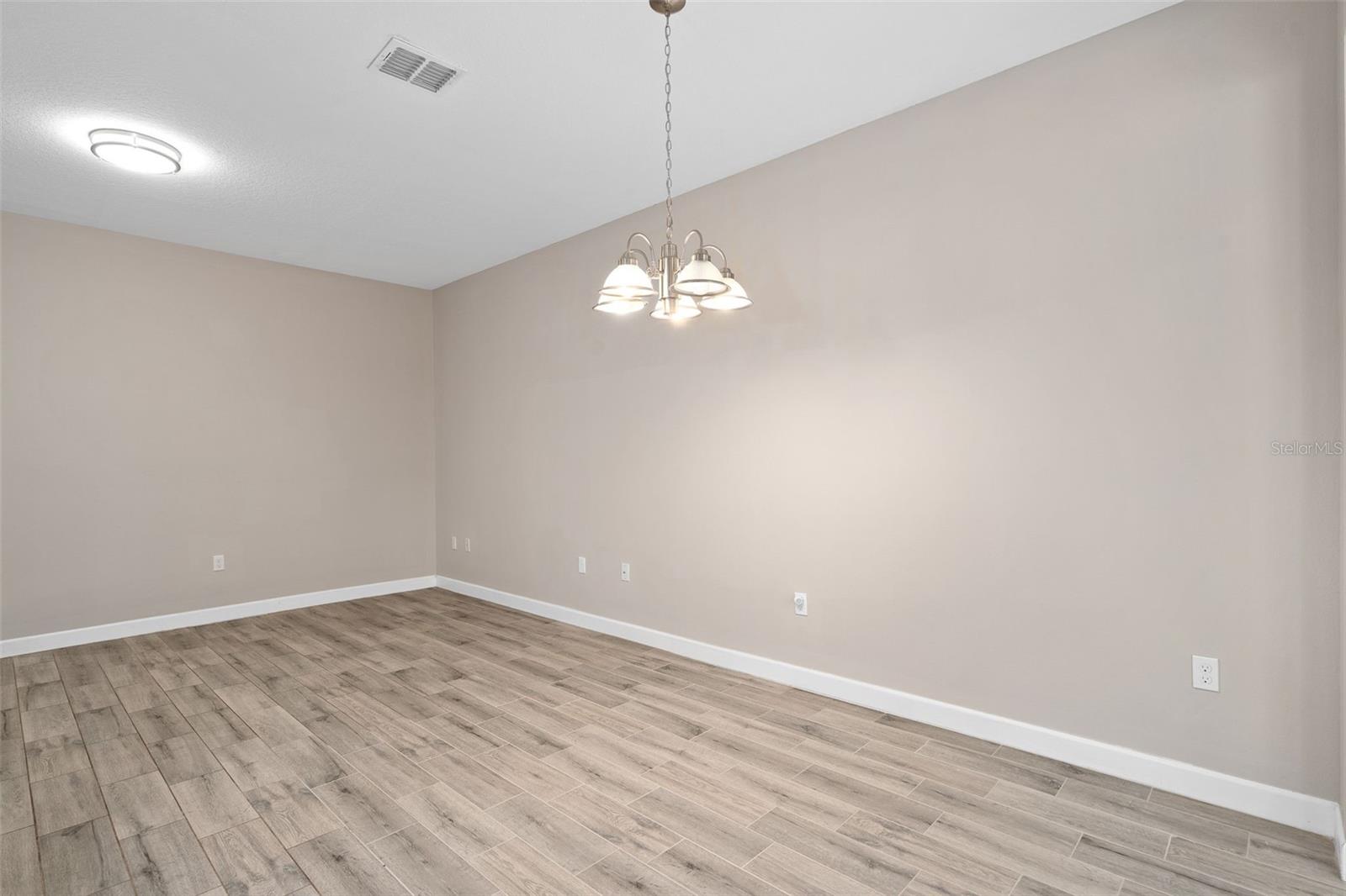 Image 10 of 21 For 3136 Crown Jewel Court