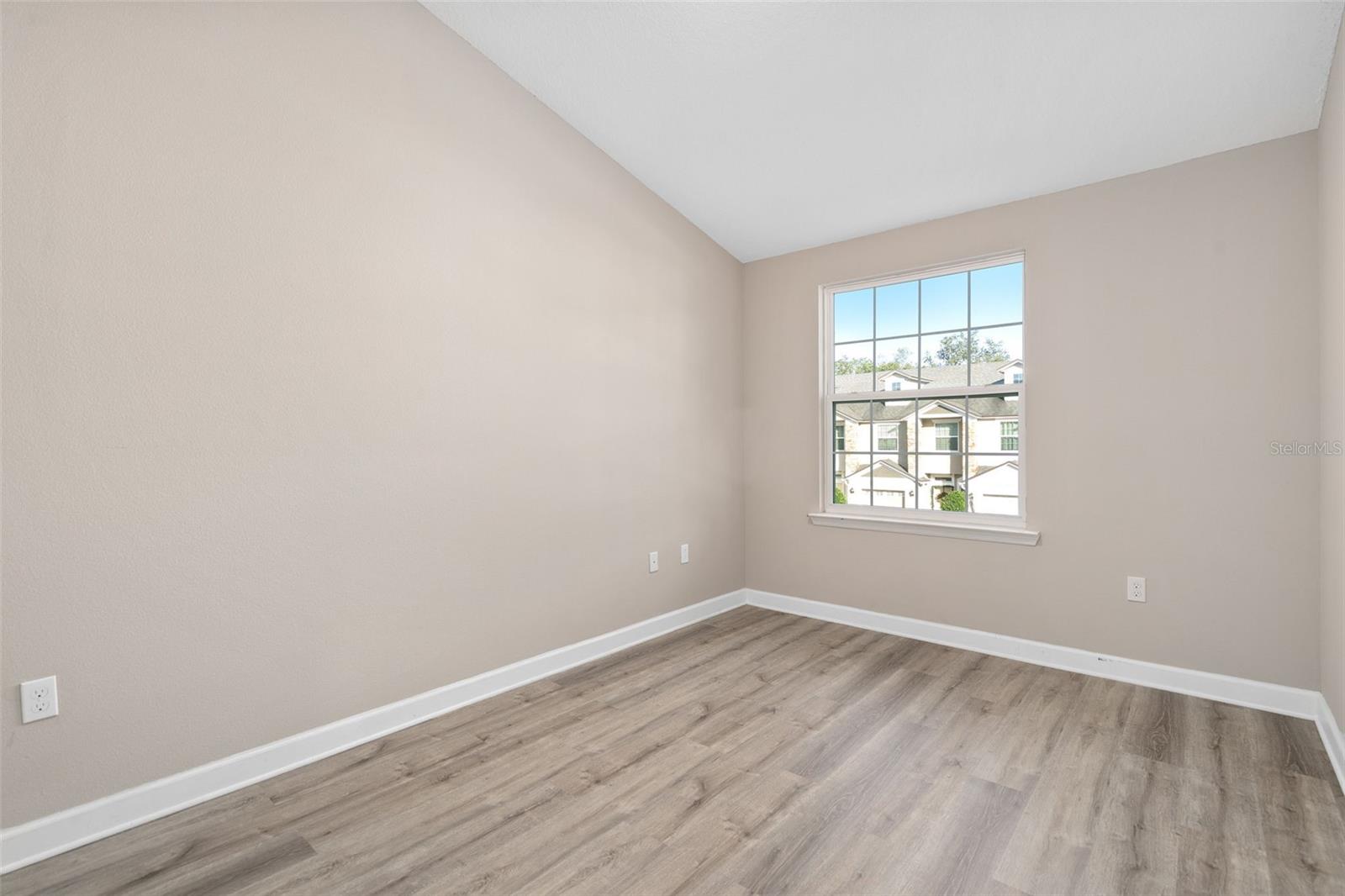 Image 17 of 21 For 3136 Crown Jewel Court