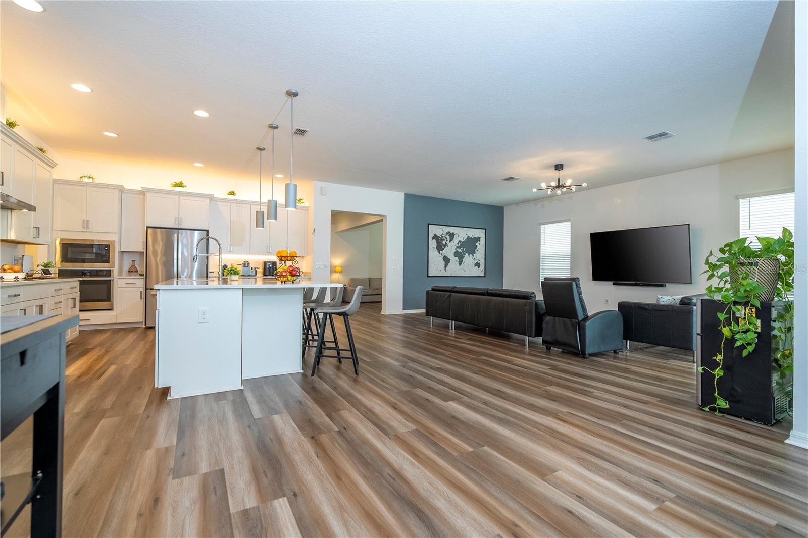 Image 37 of 91 For 10551 Petrillo Way