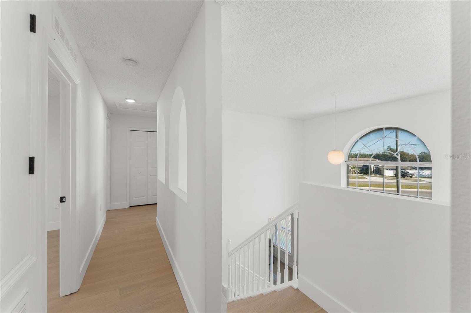 Image 17 of 32 For 2661 Howland Boulevard