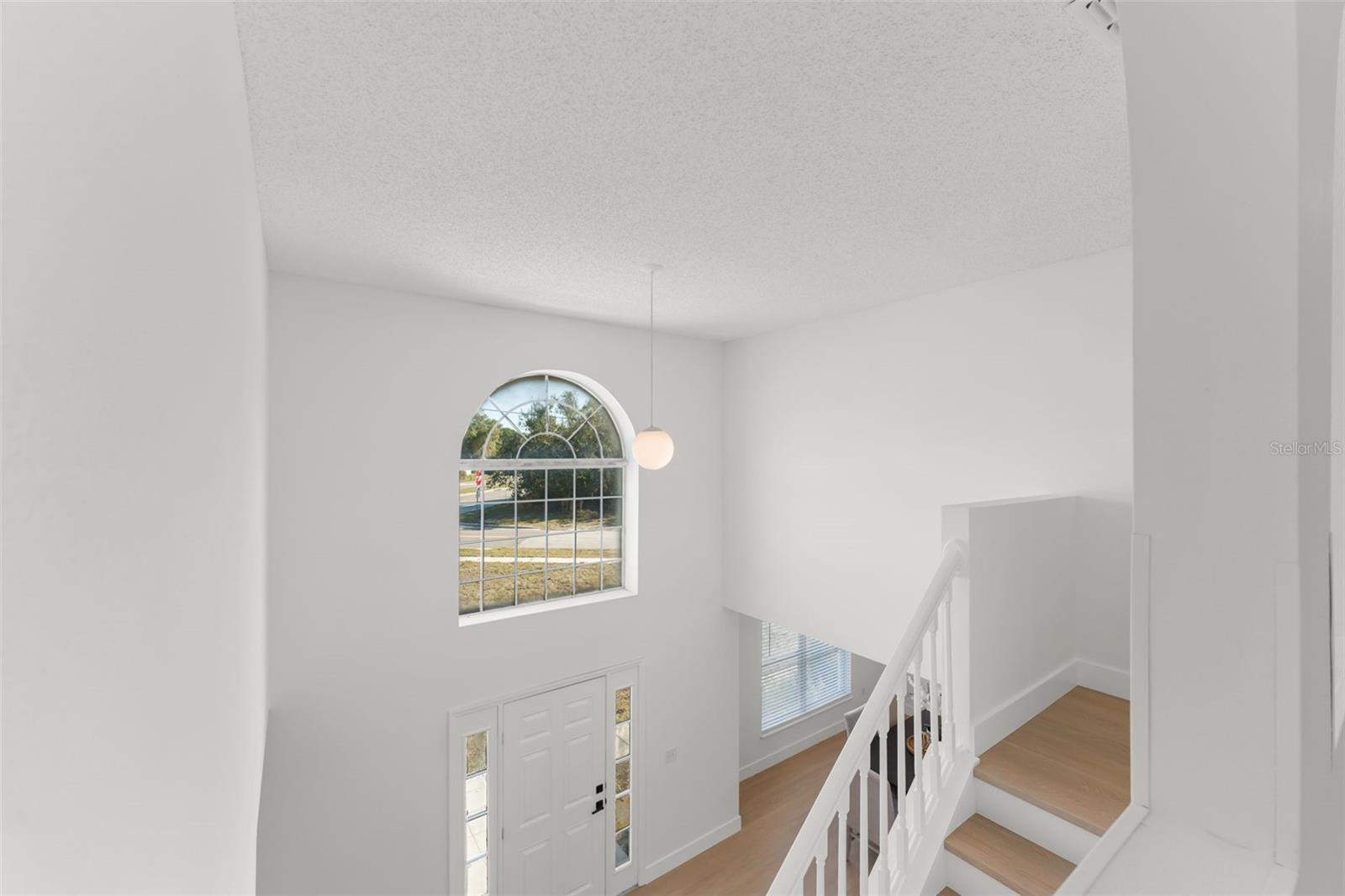 Image 18 of 32 For 2661 Howland Boulevard