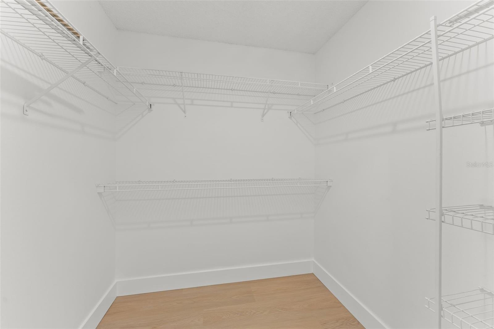 Image 28 of 32 For 2661 Howland Boulevard