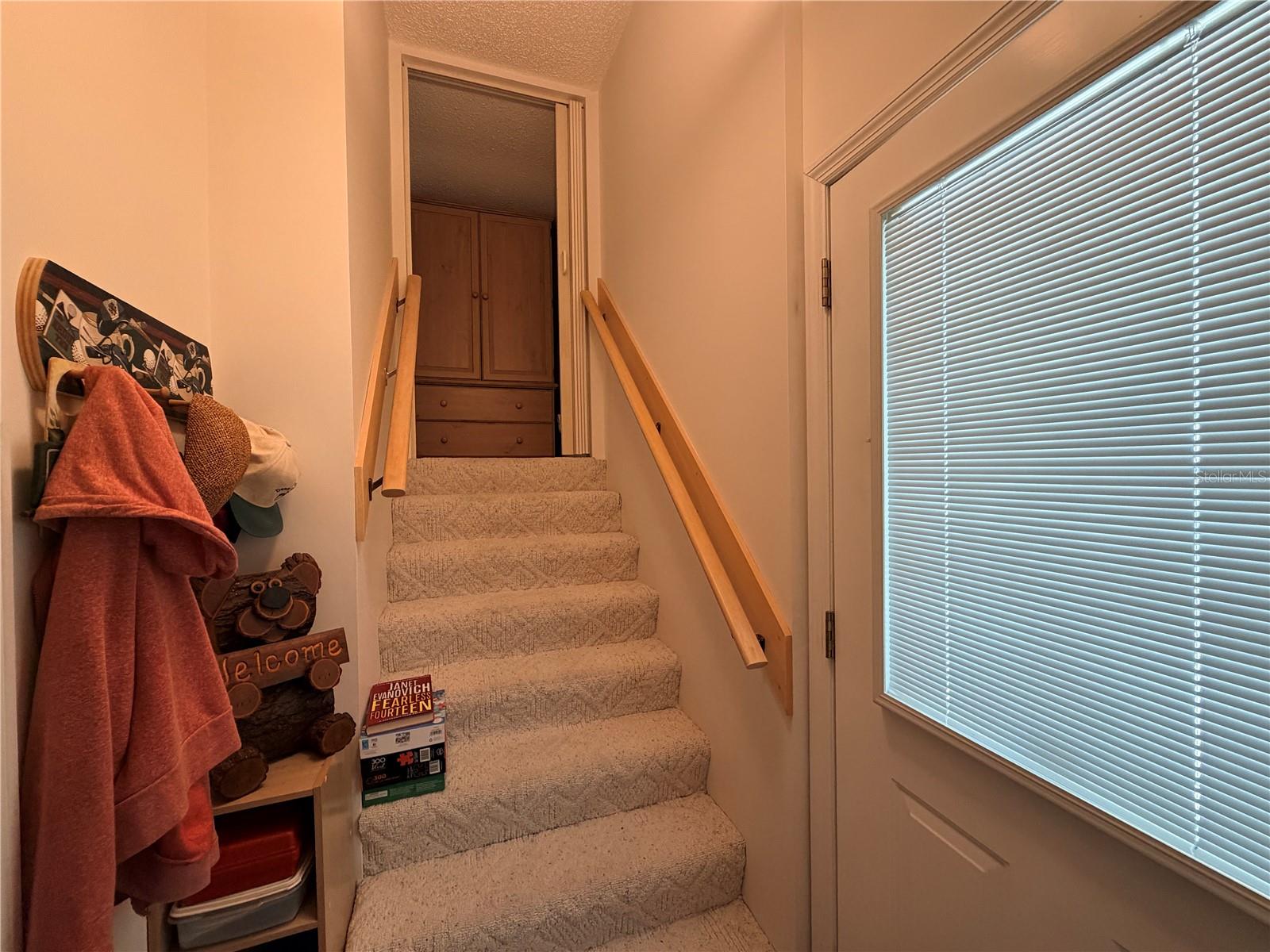 Image 14 of 26 For 912 St George Drive