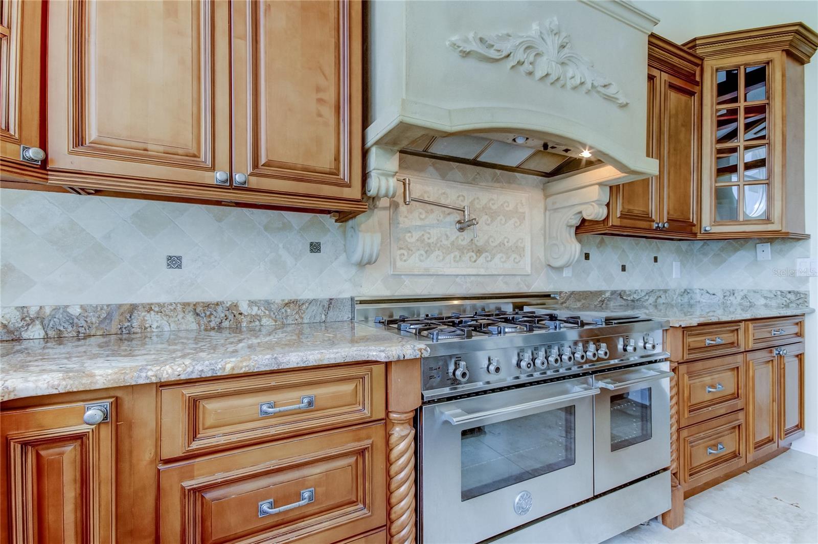 Image 17 of 36 For 18605 Avenue Monaco