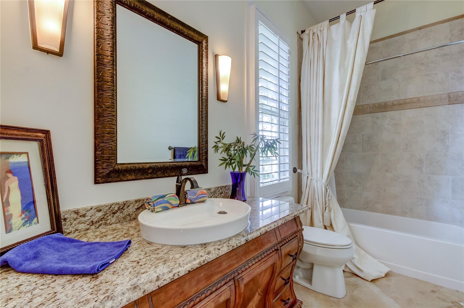 Image 34 of 36 For 18605 Avenue Monaco