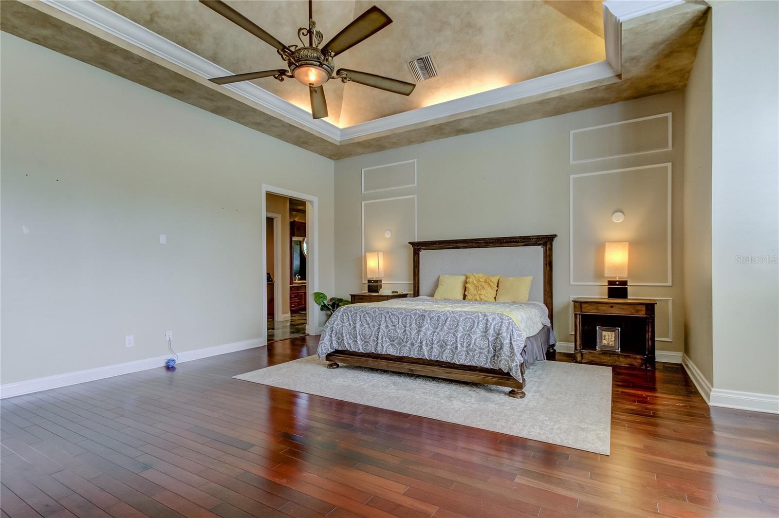 Image 8 of 36 For 18605 Avenue Monaco