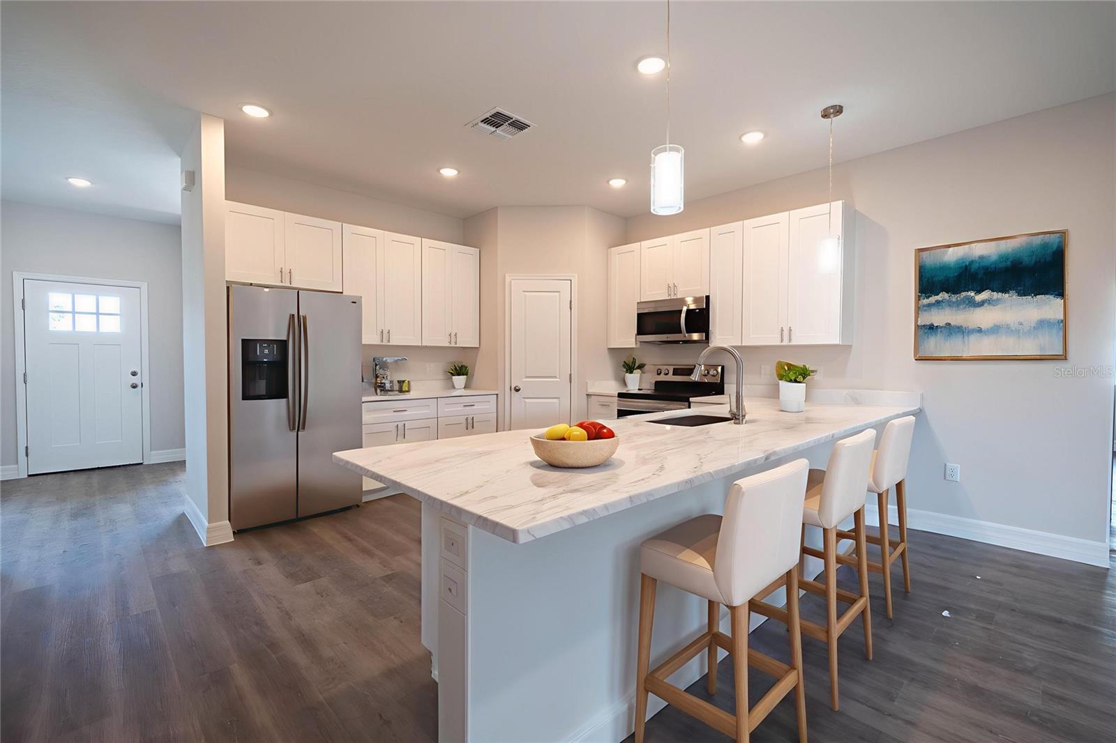 Image 8 of 34 For 834 Joanna Avenue