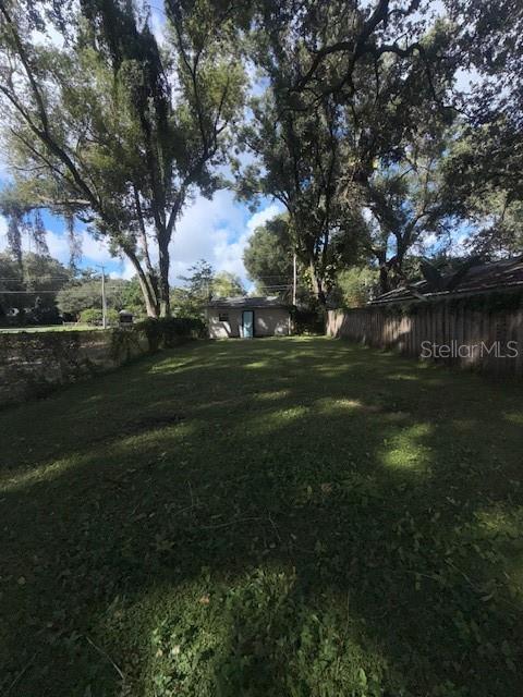 Image 22 of 33 For 1319 Francis Avenue